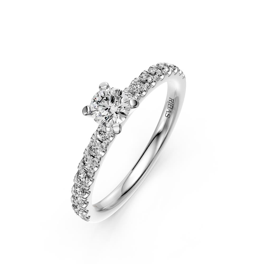 Diamond Ring in White Gold