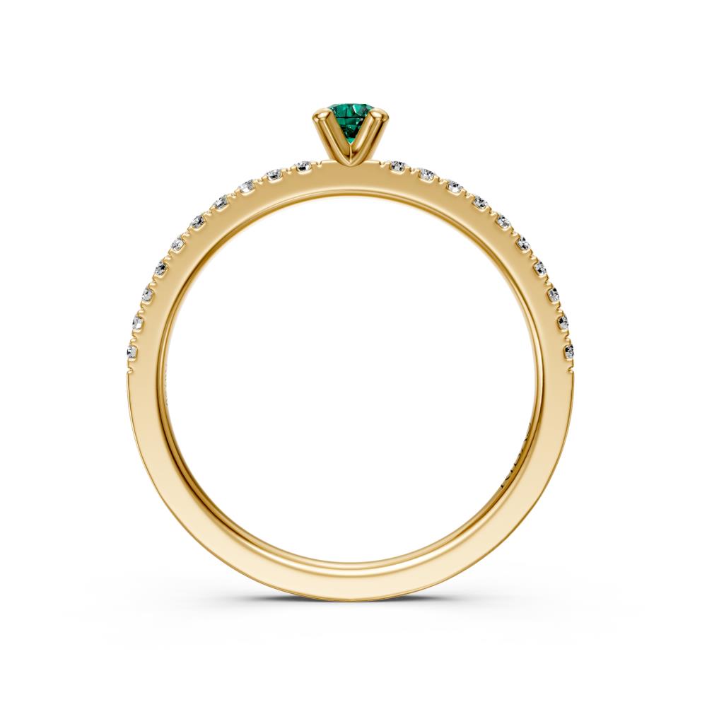 Diamond Ring with Sapphire in Yellow Gold