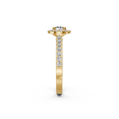 Diamond Ring in Yellow Gold