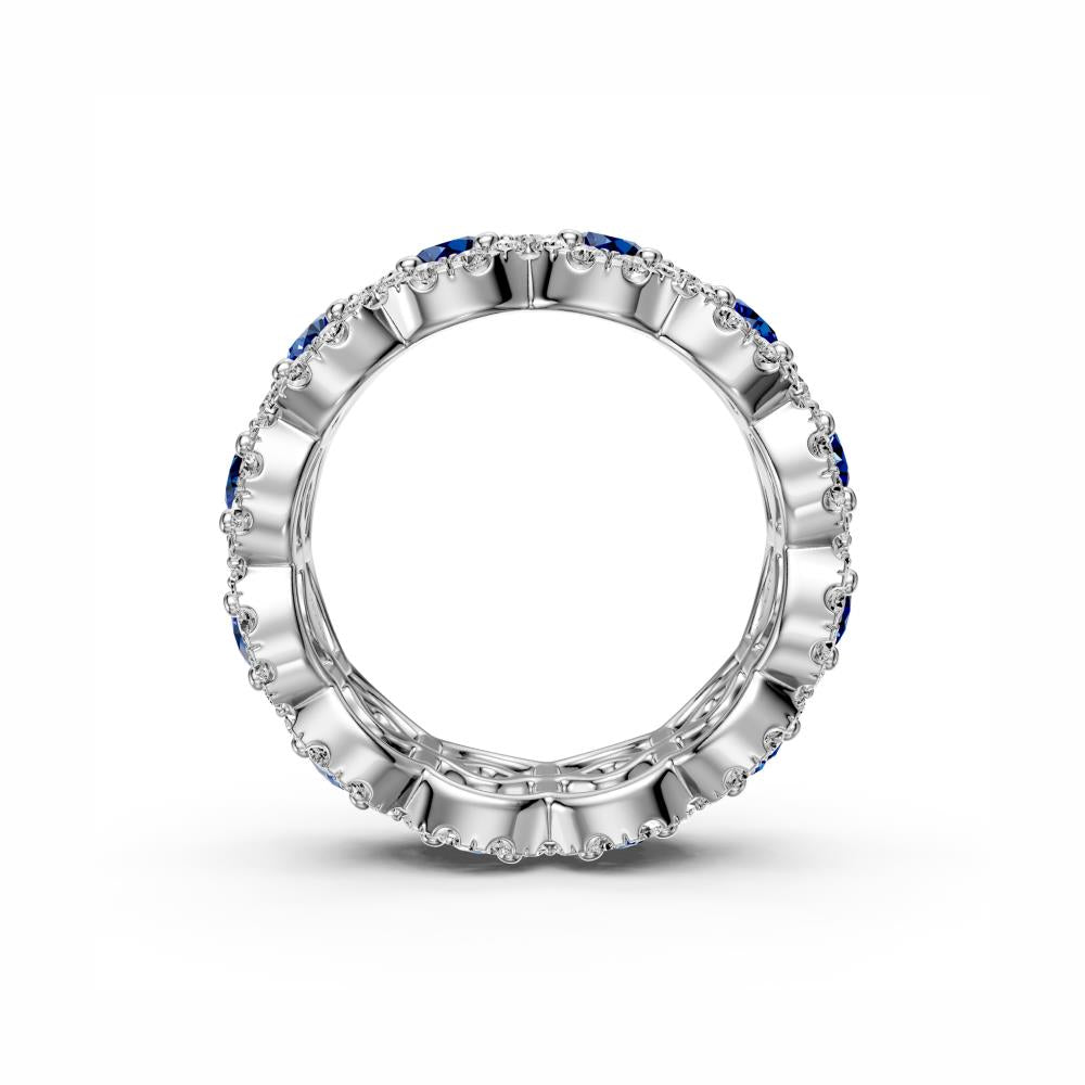 Diamond Ring with Saphires in White Gold