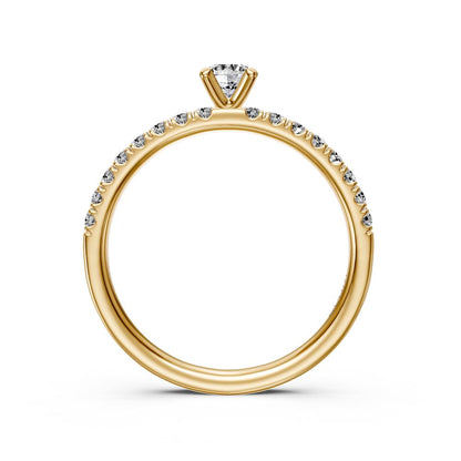 Diamond Ring in Yellow Gold