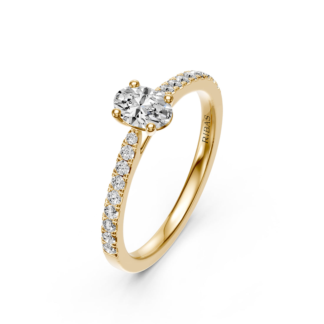 Diamond Ring in Yellow Gold