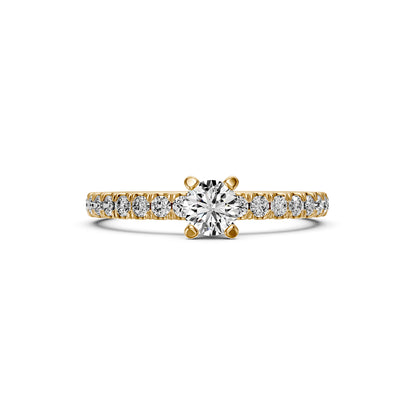 Diamond Ring in Yellow Gold