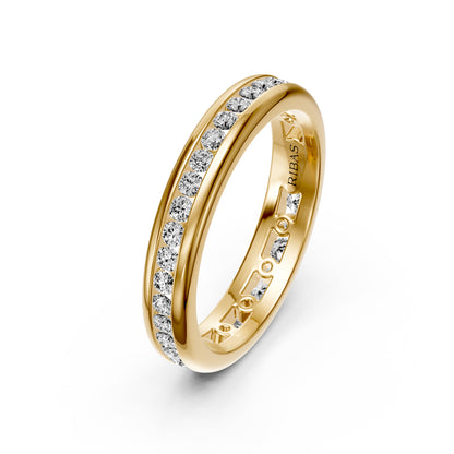 Diamond Ring in Yellow Gold