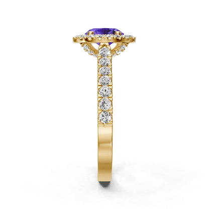 Diamond Ring with Tanzanite in Yellow Gold