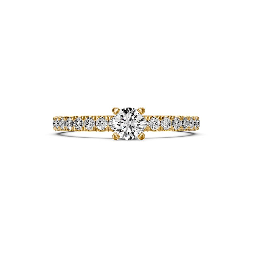 Diamond Ring in Yellow Gold
