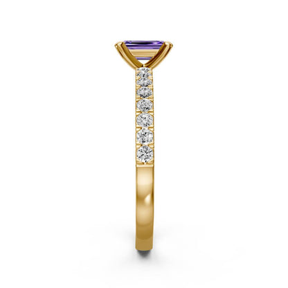 Diamond Ring with Tanzanite in Yellow Gold